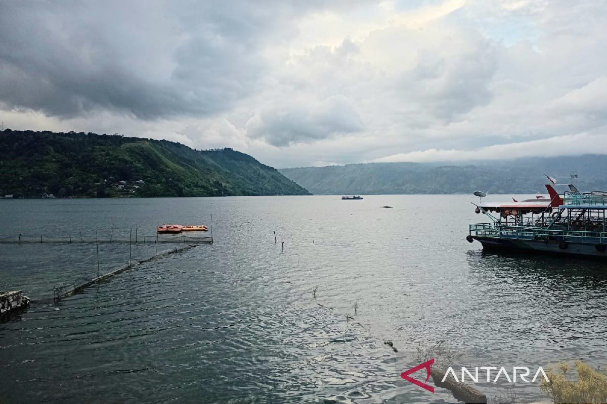 Poltekpar Medan ikut aktif dalam melancarkan liburan di Toba